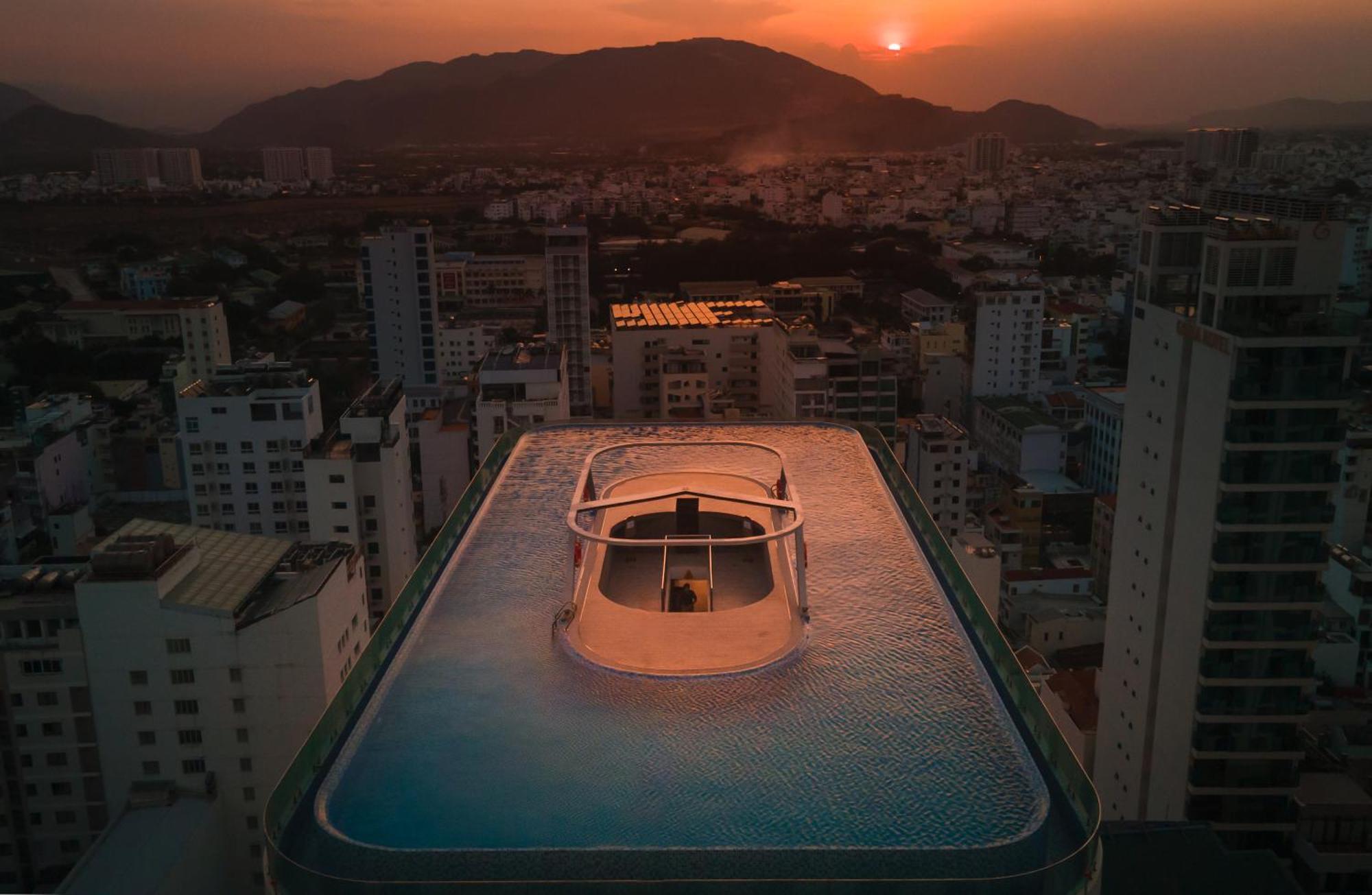 Grand Tourane Nha Trang Hotel Exterior foto